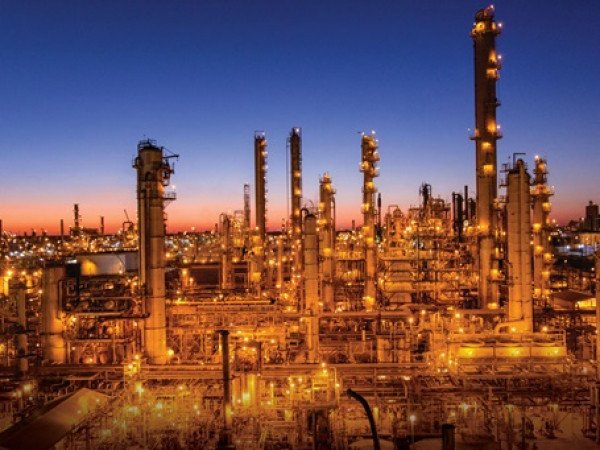 埃克森美孚拒绝工会修改德克萨斯炼油厂关闭的提议