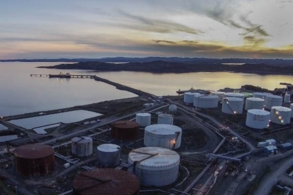 私募股权公司同意收购加拿大闲置的偶然炼油厂